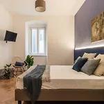 Pregiata Con Bagno Privato - Blu Di Prussia * Trieste
