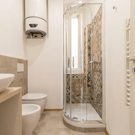 Apartman Pregiata Con Bagno Privato - Blu Di Prussia *