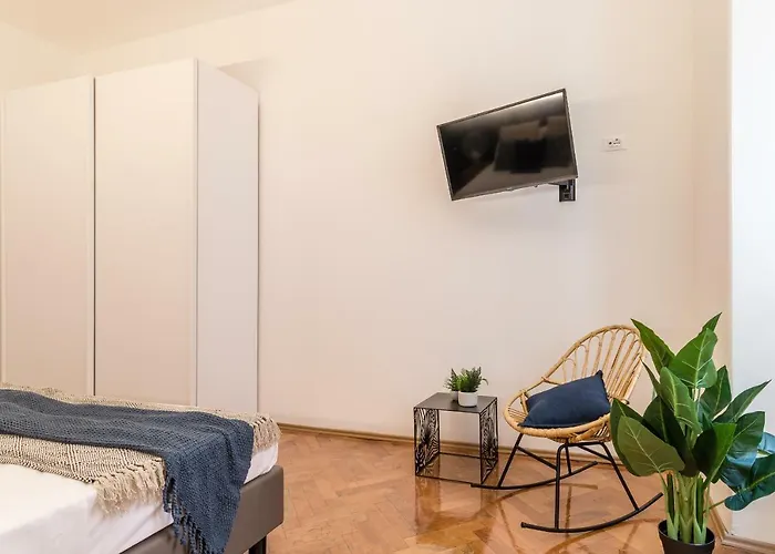 Lejlighed Pregiata Con Bagno Privato - Blu Di Prussia