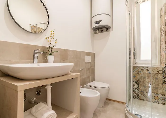 Lejlighed Pregiata Con Bagno Privato - Blu Di Prussia Trieste